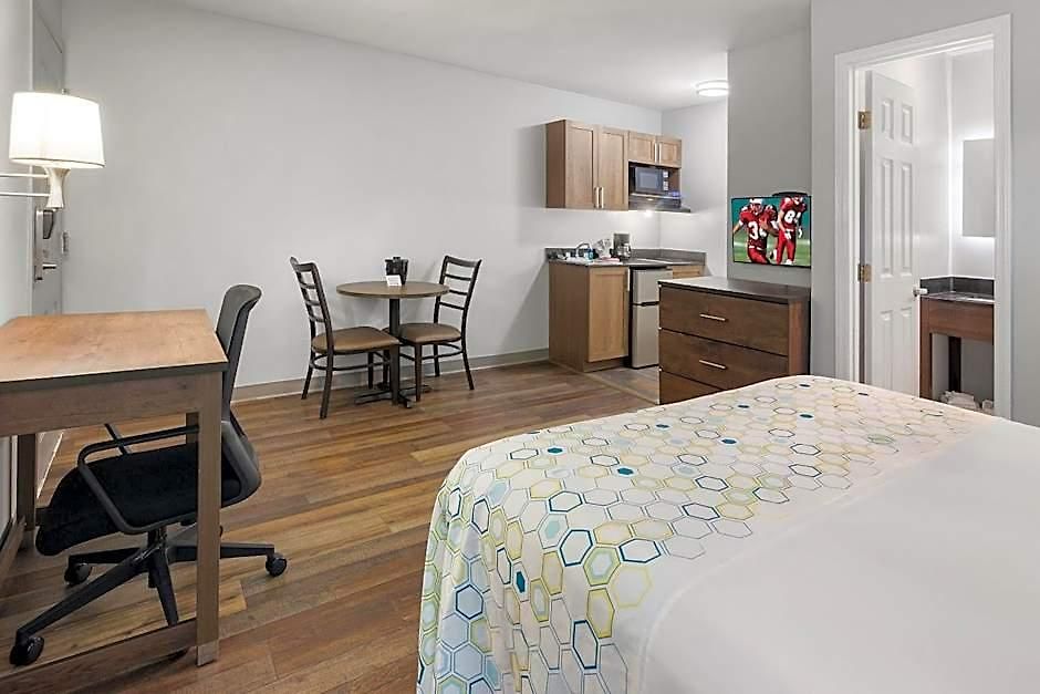 Suburban - Ballantyne 3* Charlotte