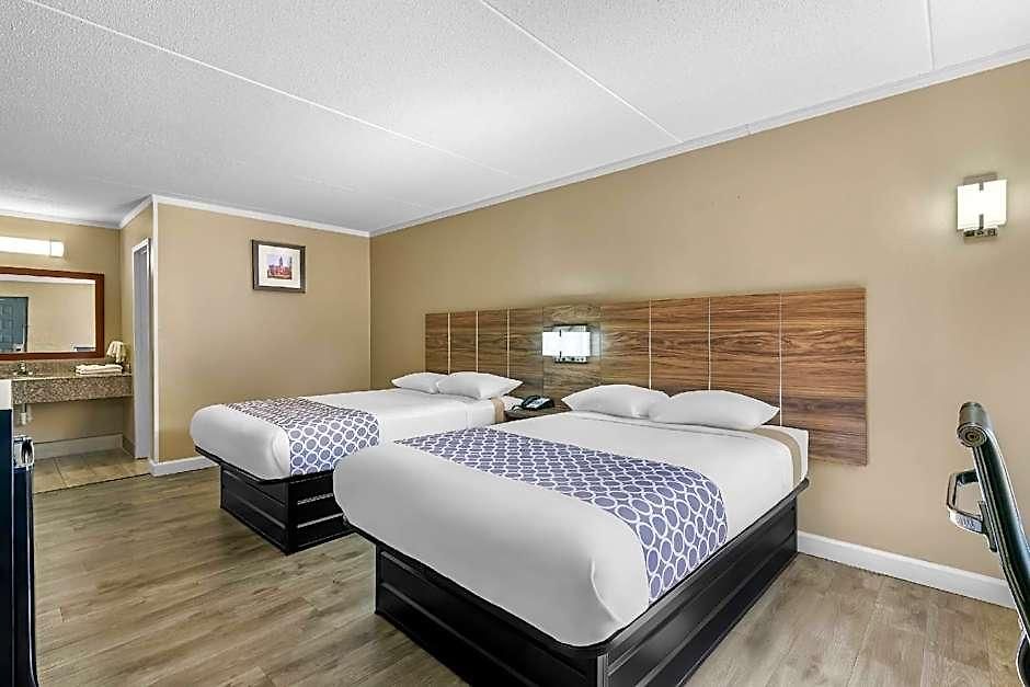 Hotel Rodeway South 2*
