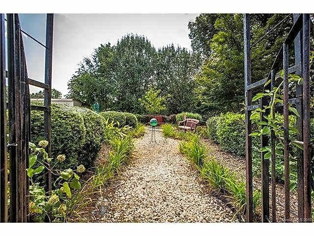 Matthews Manor 4* Charlotte