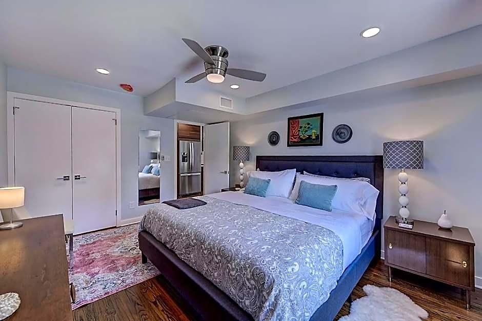The Collection Clt: 510 Queens Charlotte