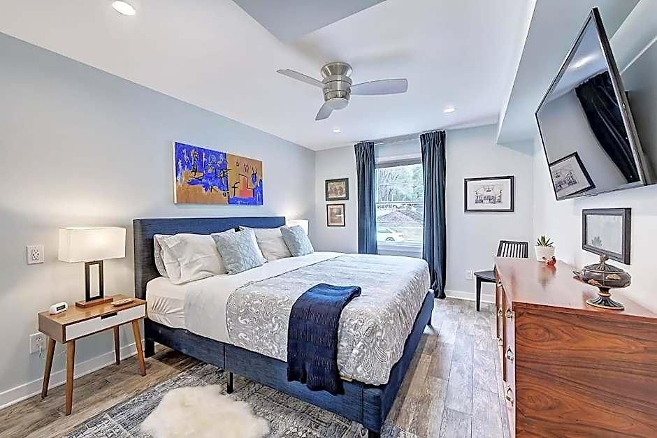 Aparthotel The Collection Clt: 510 Queens Charlotte