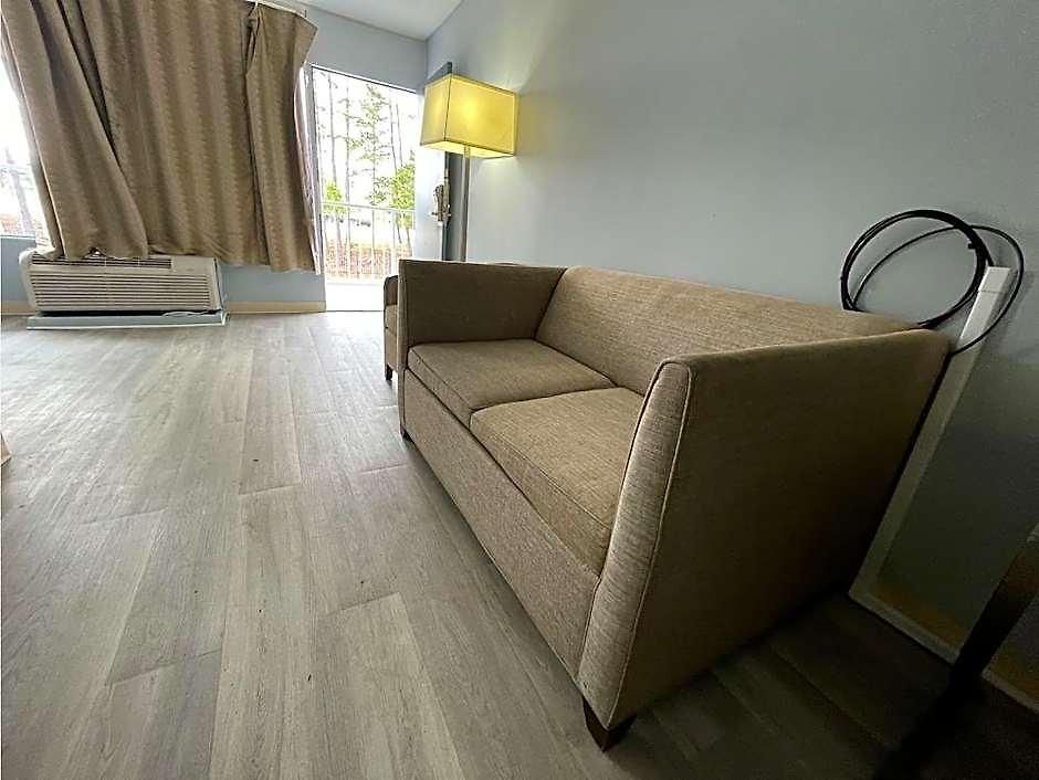 Lamplighter By Oyo Airport Area Hotel Charlotte