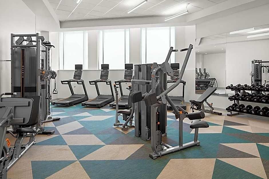 Element By Marriott Uptown 4*