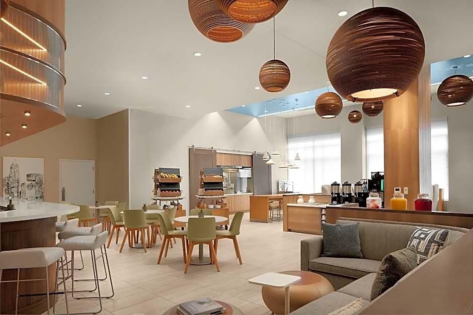Element By Marriott Uptown Hotel