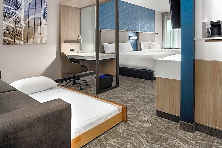 Springhill By Marriott Airport Pointe