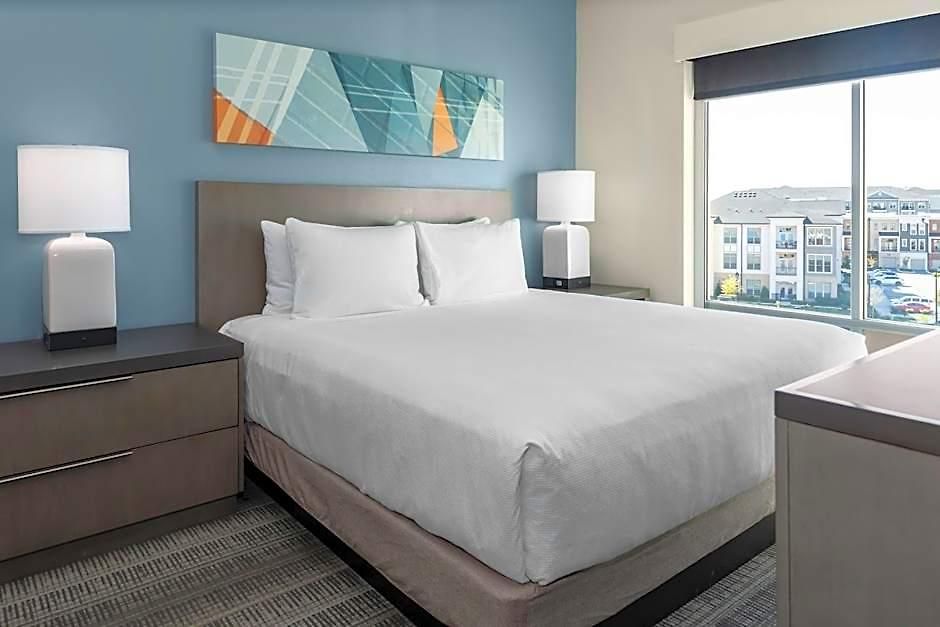 Hyatt House Rea Farms 3*