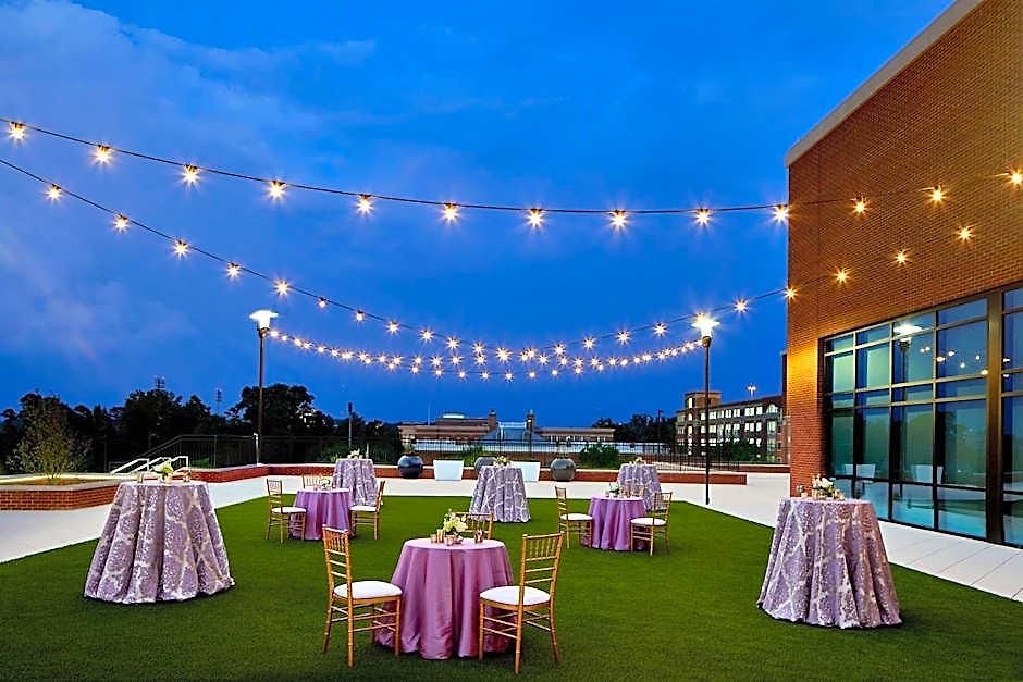 Unc Marriott & Conference Center