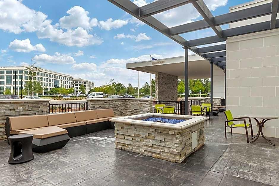Springhill Southwest Hotel