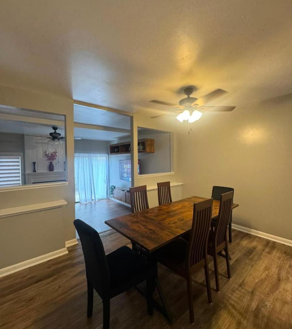 Homestay 2 Bedroom Townhome - New 2026 - Max 7 Guest Charlotte