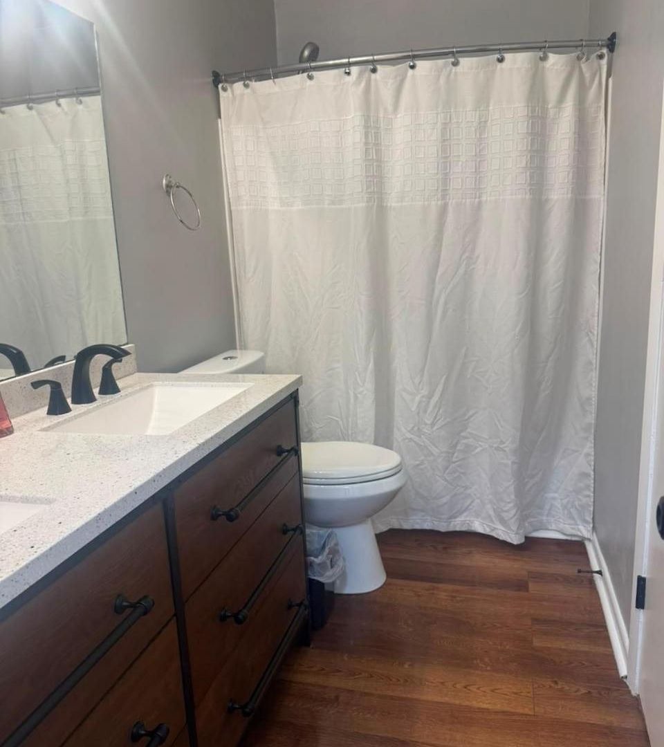 2 Bedroom Townhome - New 2026 - Max 7 Guest * Charlotte