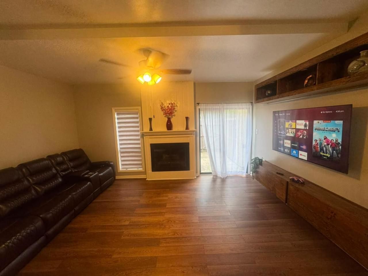 Homestay 2 Bedroom Townhome - New 2026 - Max 7 Guest *