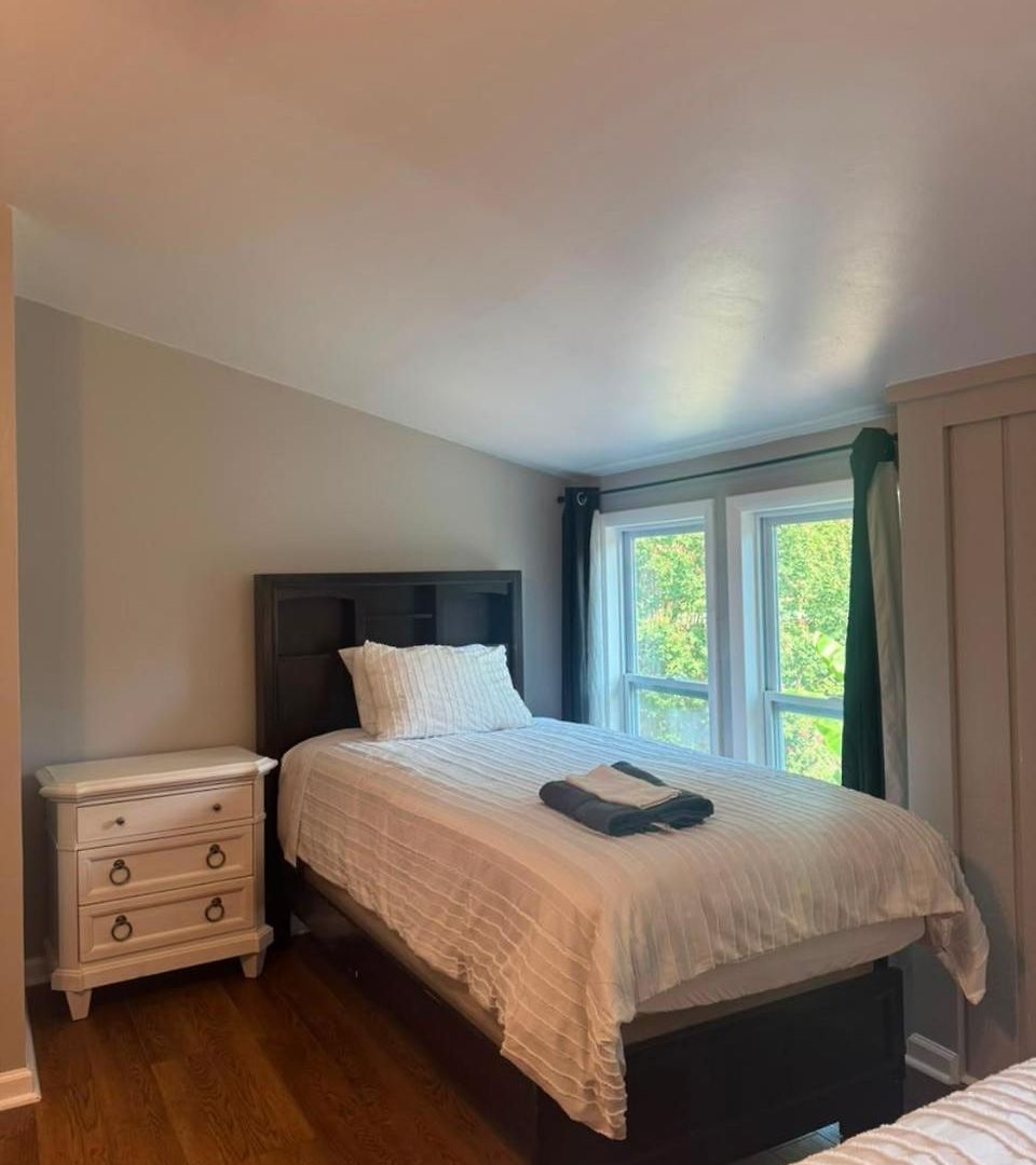 Homestay 2 Bedroom Townhome - New 2026 - Max 7 Guest