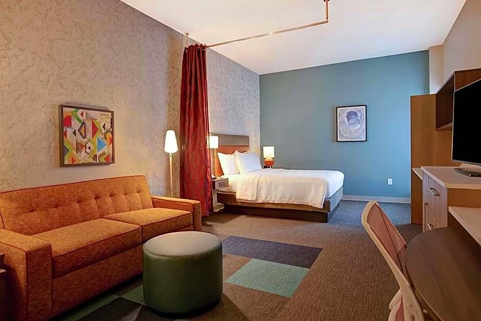 Home2 By Hilton Uptown Hotel