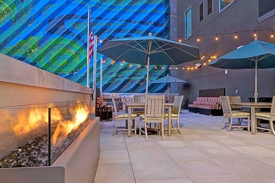 Home2 By Hilton Uptown Hotel Charlotte