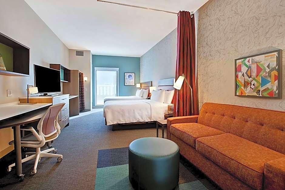 Home2 By Hilton Uptown Hotel 3*
