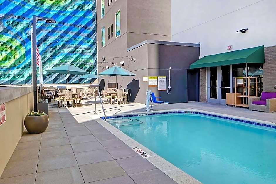 Home2 By Hilton Uptown Hotel Charlotte