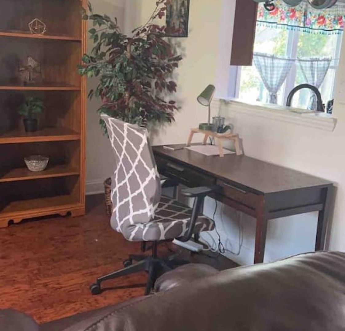 Comfort Home, Near Uptown And Airport Holiday home