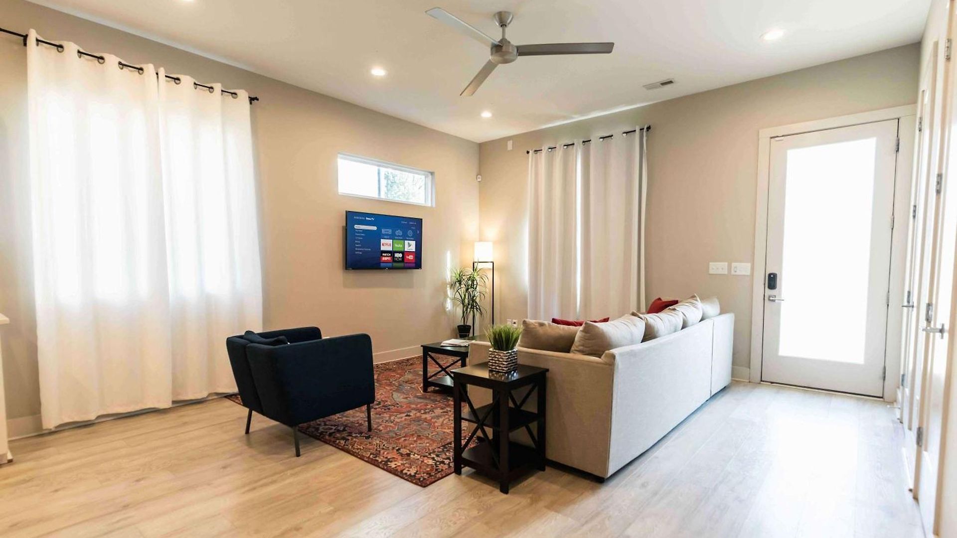 Holiday home Family-friendly 4br W Bunk Beds & Outdoor Grill Charlotte
