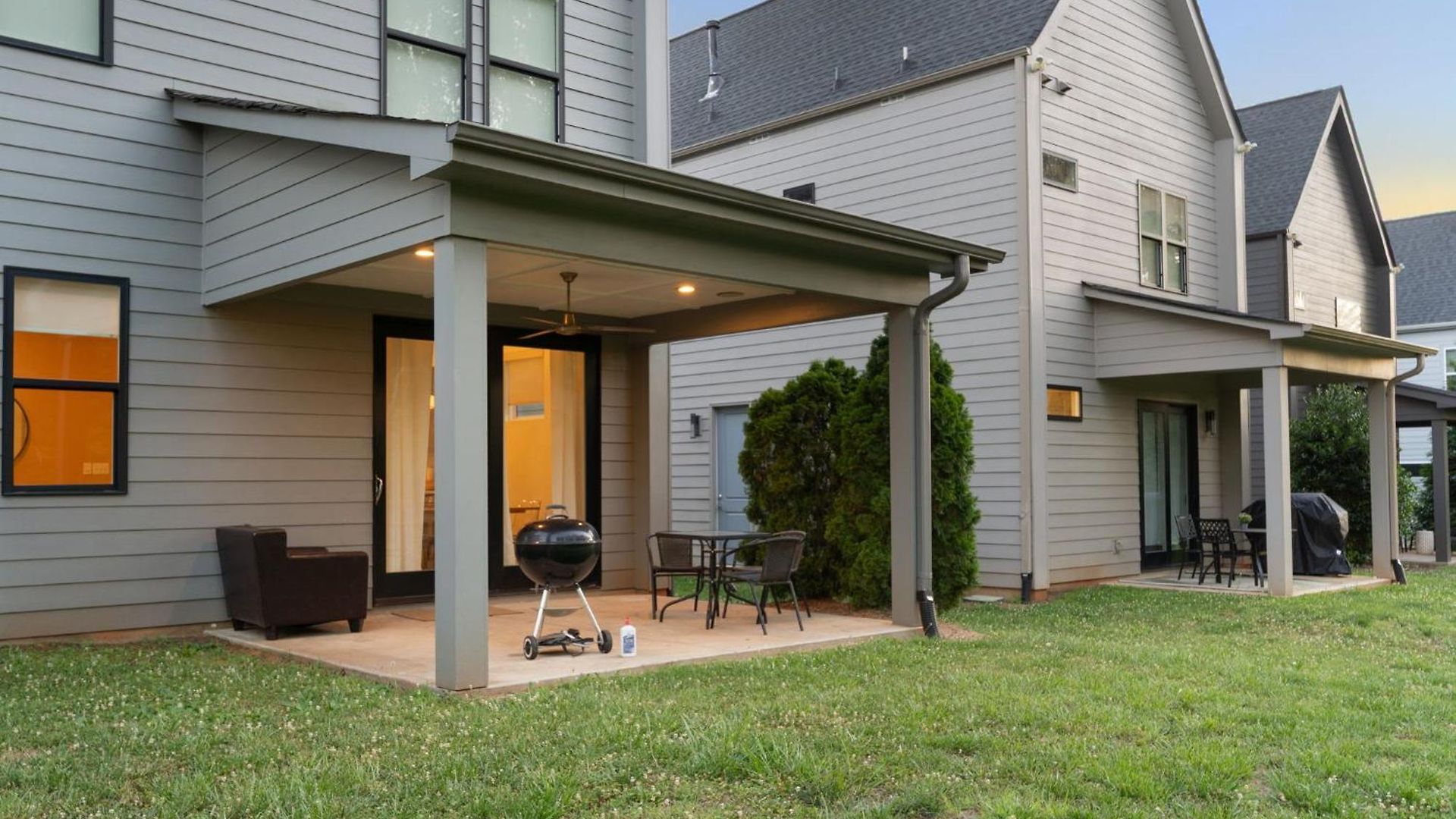 Holiday home Charming 3br With Patio