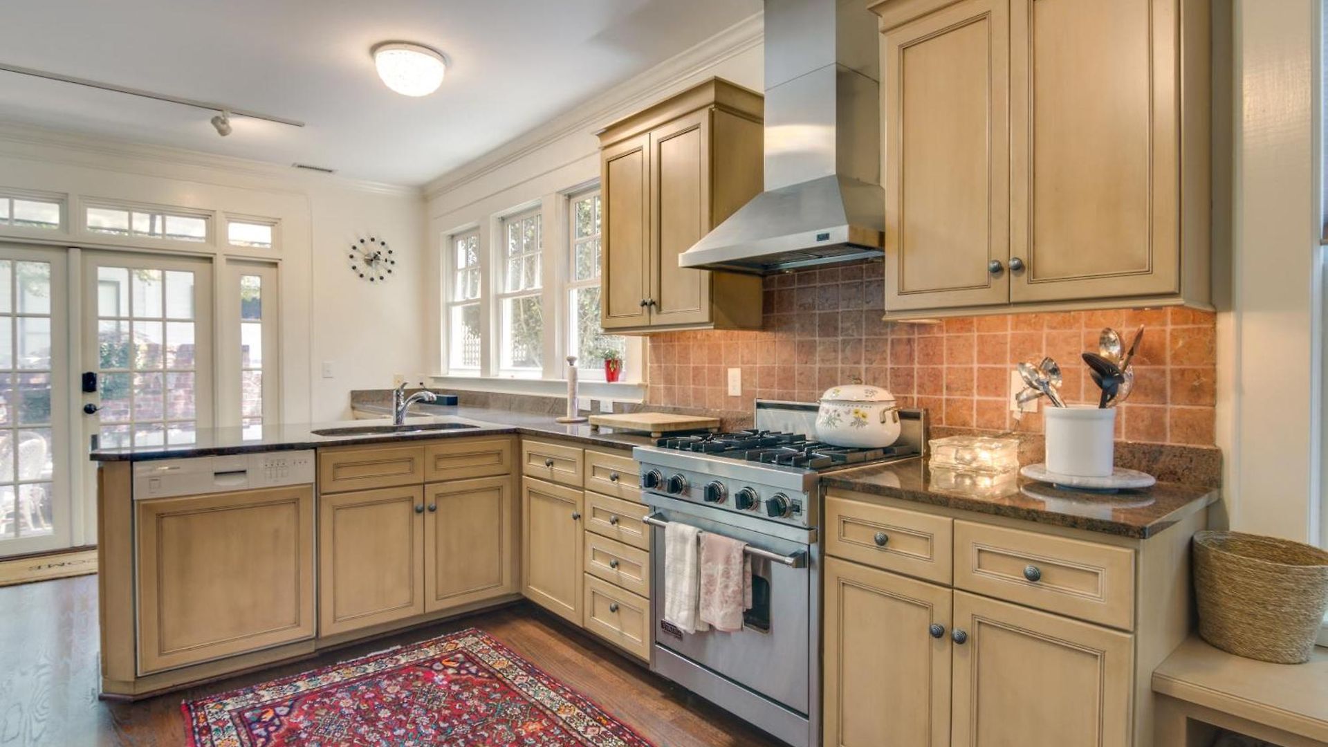 Holiday home Walk To Dtwn! Historic & Elegant Gem In Charlotte