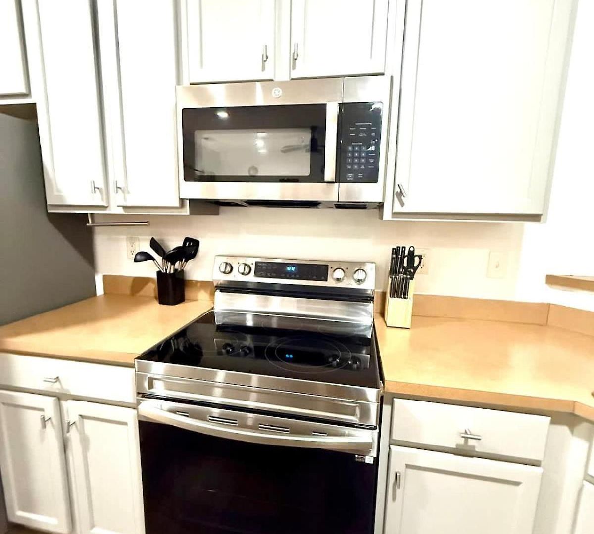 Luxe 3br 1 King 1 Queen Near Uncc & Concord Mills *