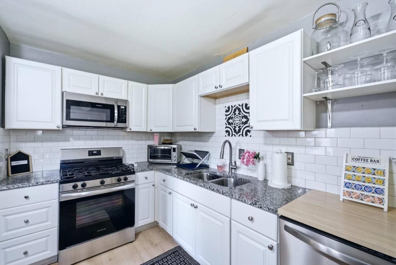 Holiday home Uptown 3br Oasis - Ice Bath, Firepit, Private Yard