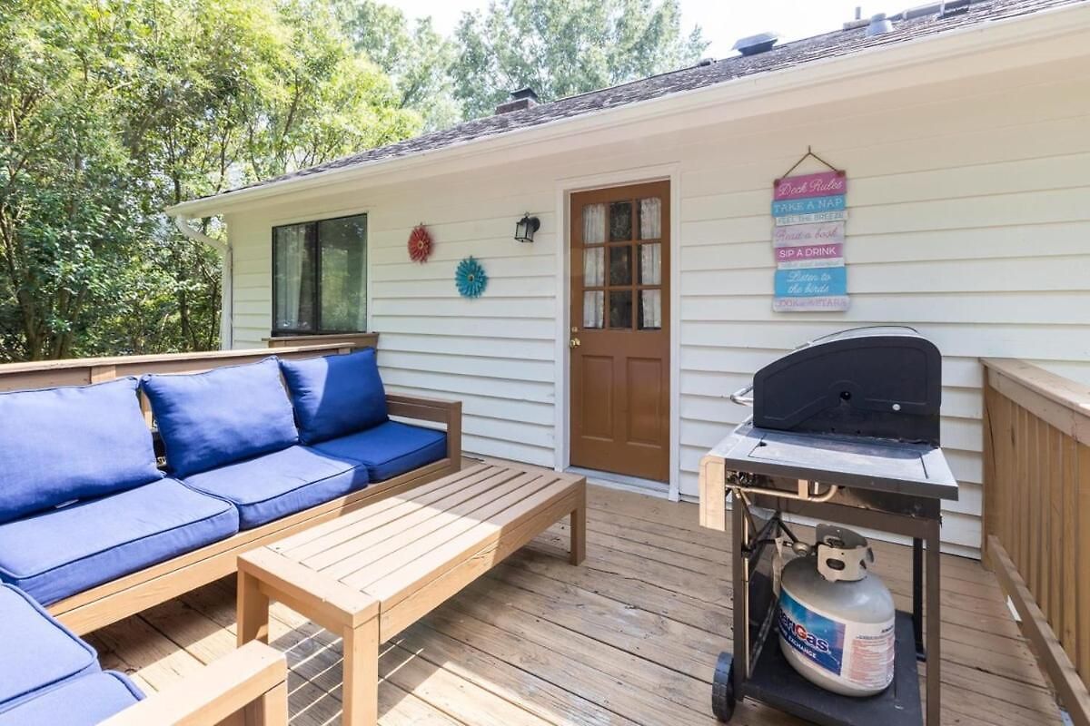Holiday home Cozy Single-story Near Pineville Hospital, Games Charlotte