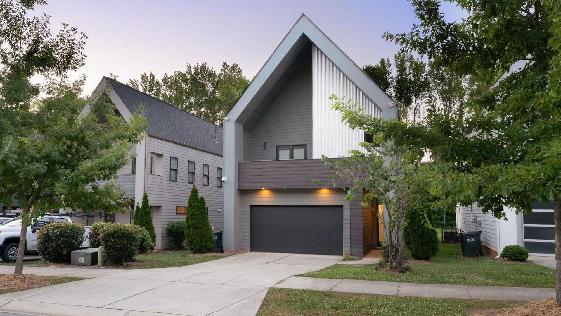 Charming 3br With Patio