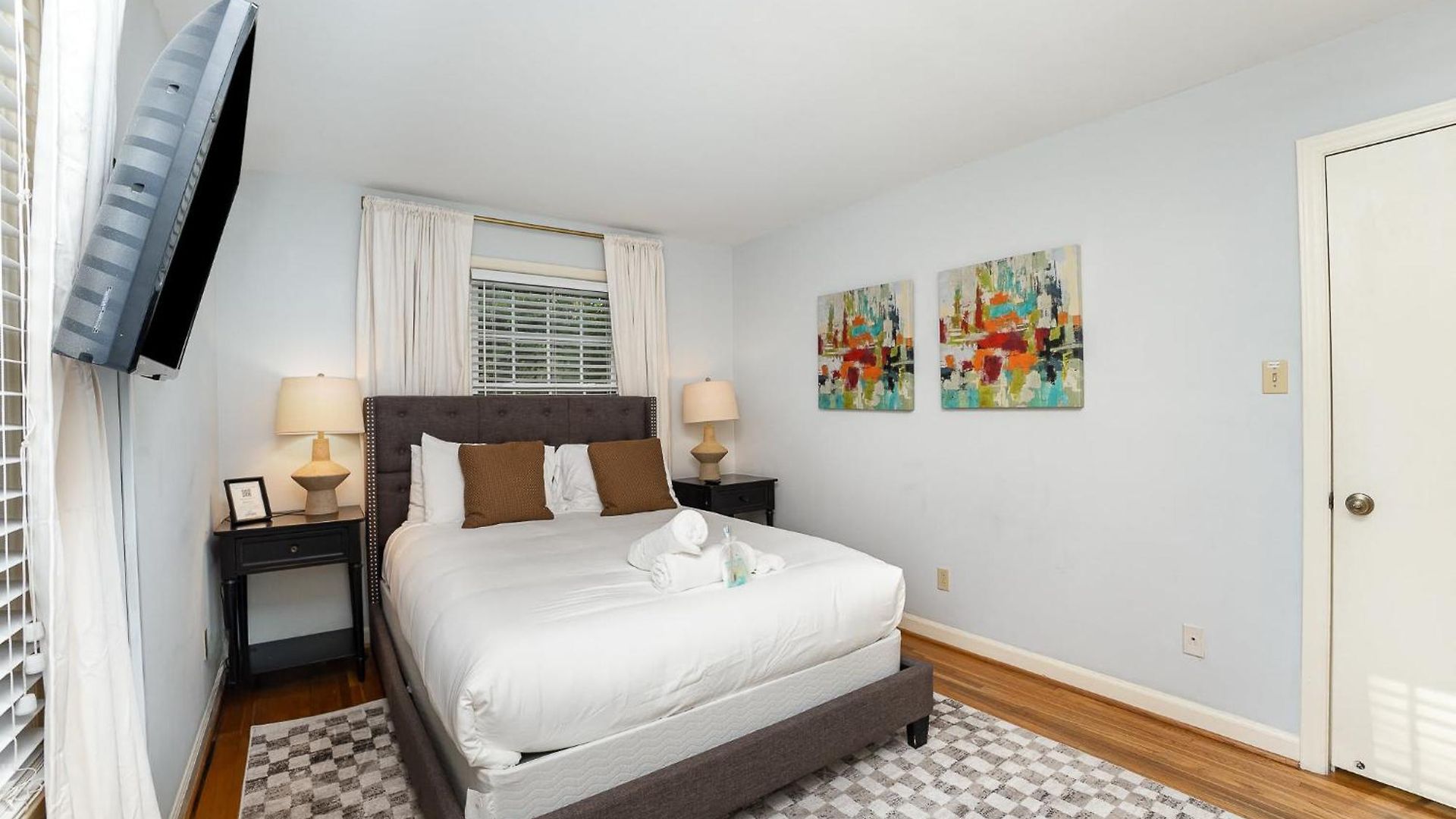 Close 2 Southpark Pet Friendly W Fenced-in Yard Holiday home