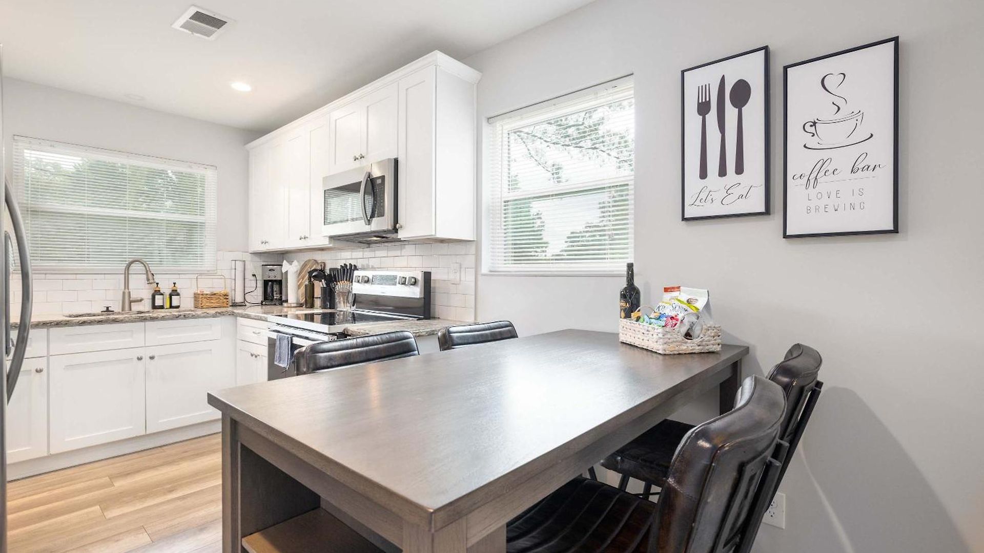 Charming & Cozy 4br In Southpark Holiday home *