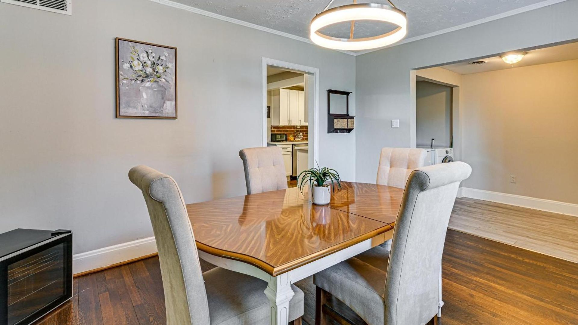 Prime Location Near Center Holiday home Charlotte