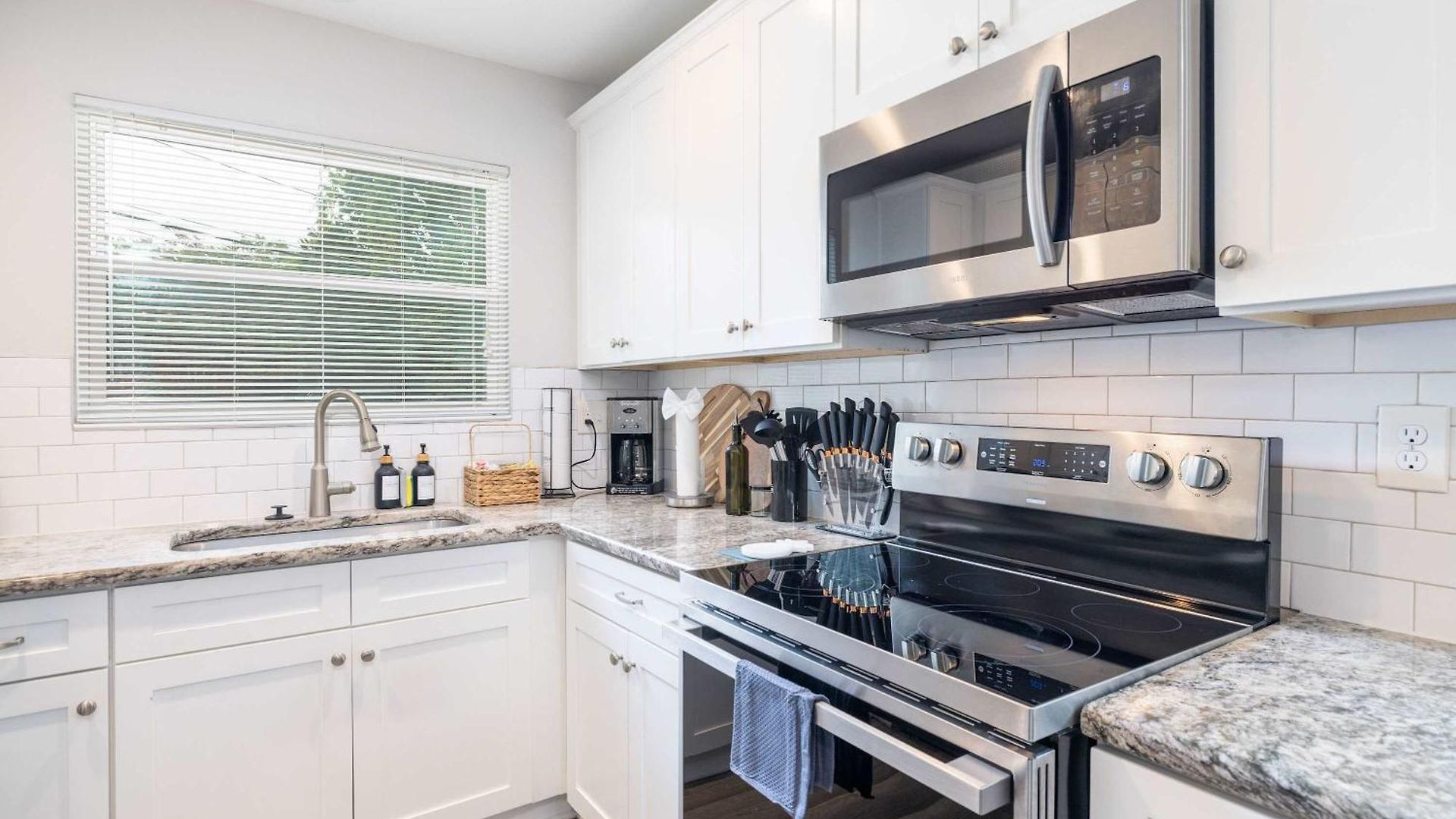 Charming & Cozy 4br In Southpark *