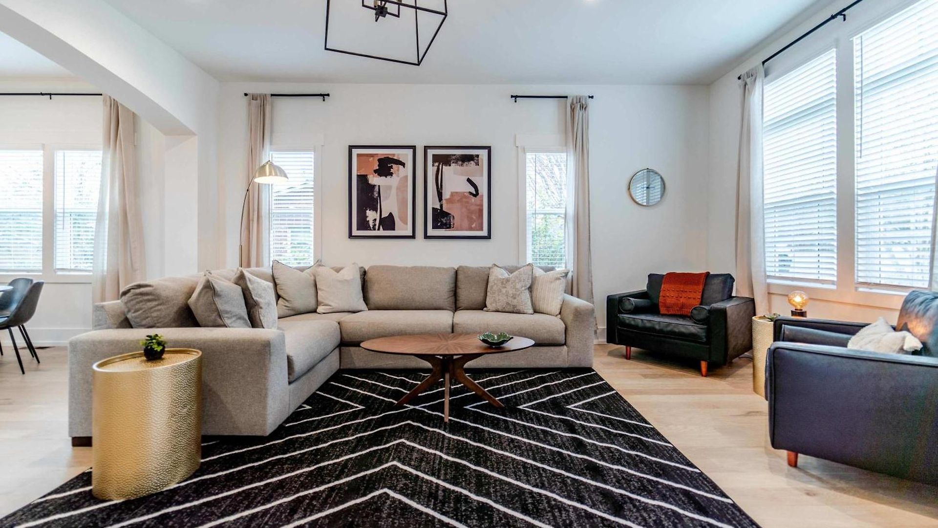 New Listing! 3br With King And Fenced In Yard