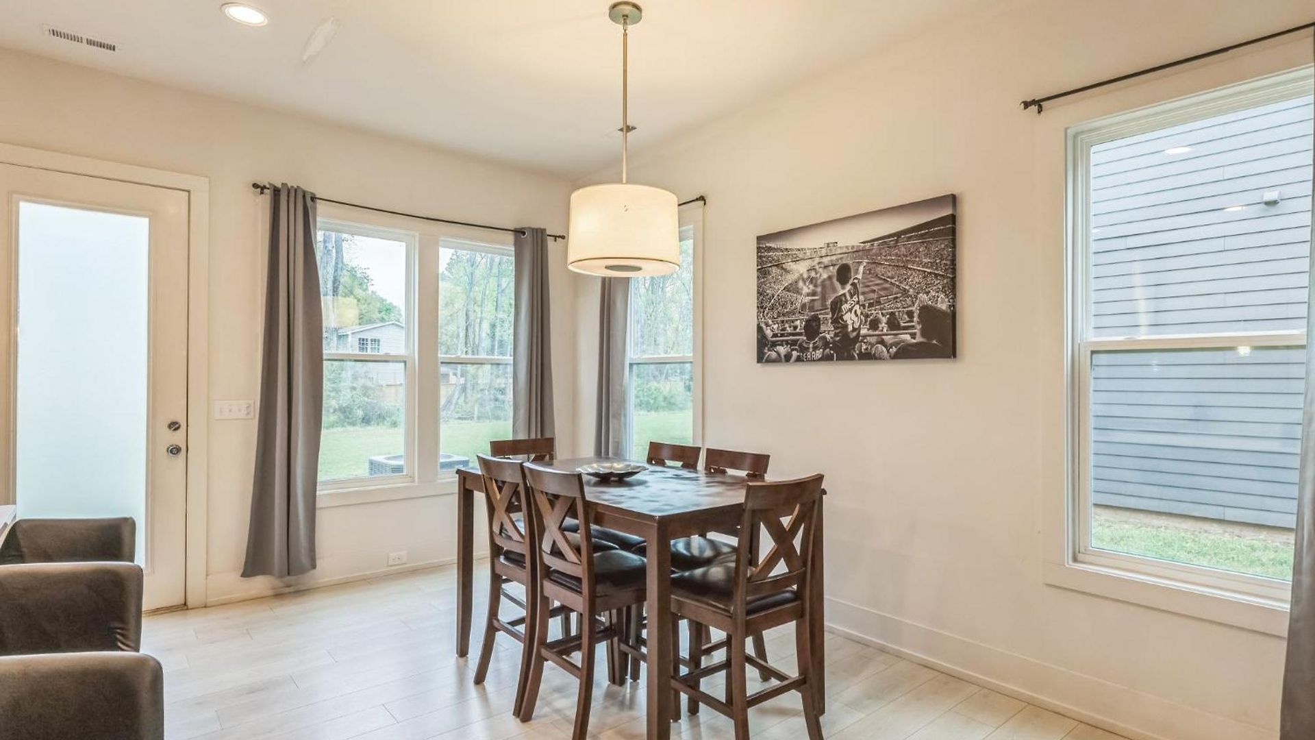 Spacious King Ste*pool Table*mins To Noda & Uptwn! Charlotte