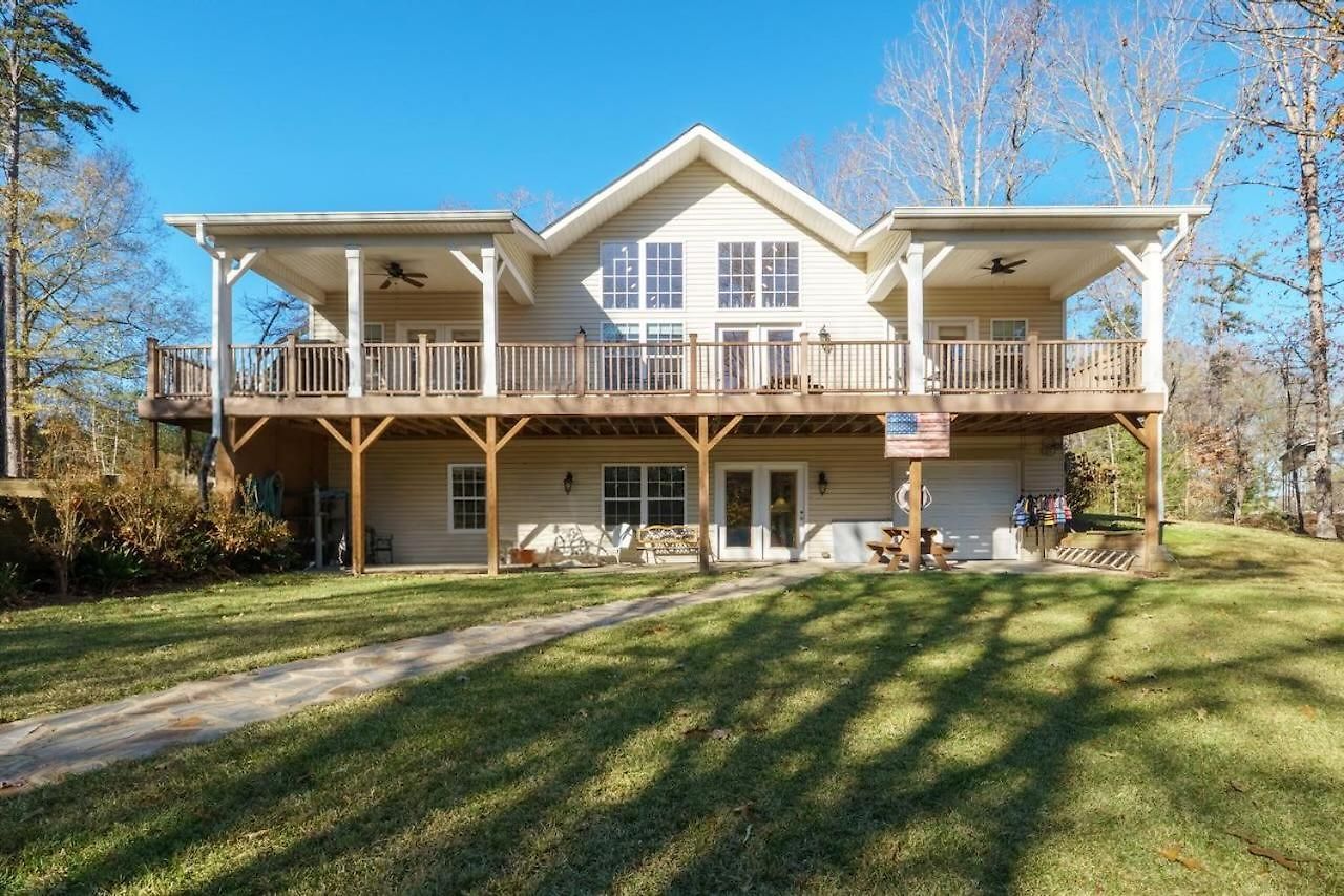 Cozy Cove Flying Squirrel Charlotte