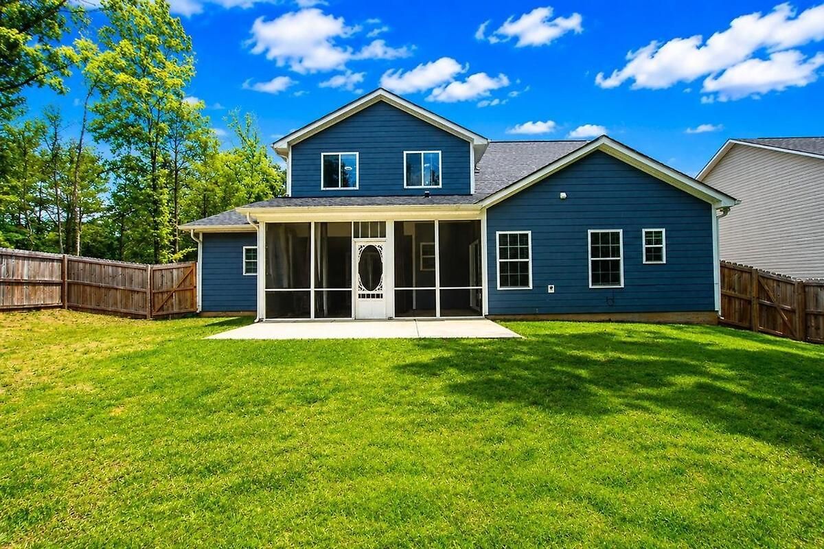 Holiday home New Near Motor Speedway, Concord Mills And Uncc *