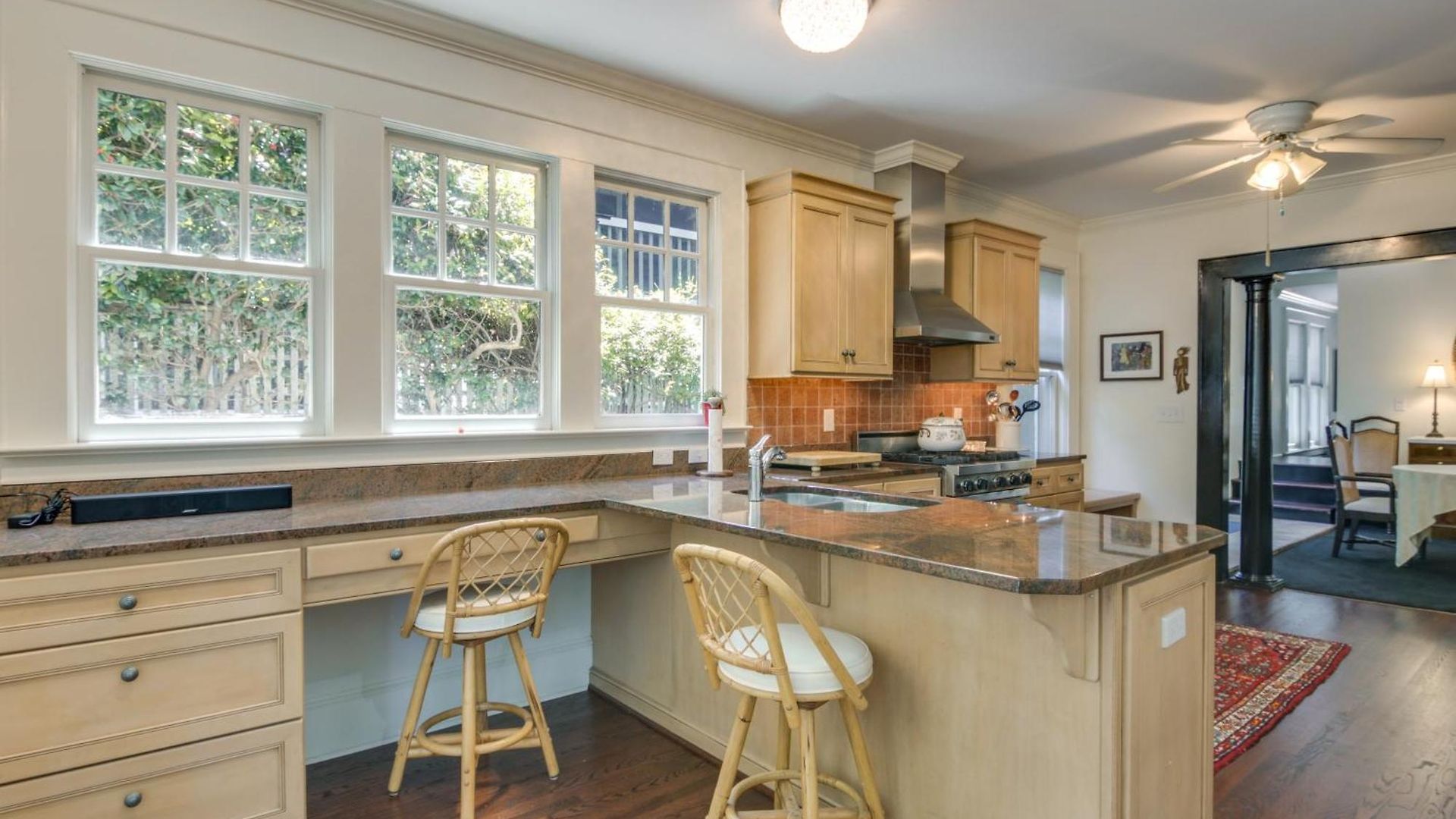 Walk To Dtwn! Historic & Elegant Gem In