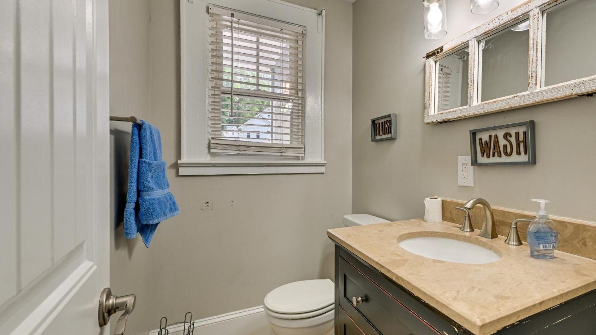 Holiday home Prime Retreat 1 Mi To Uptown! *