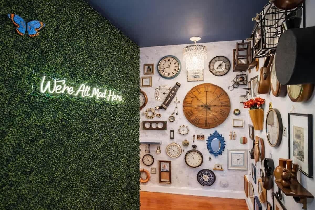 Holiday home Alice & Wonderland Wellness Themed Uptown Spot *