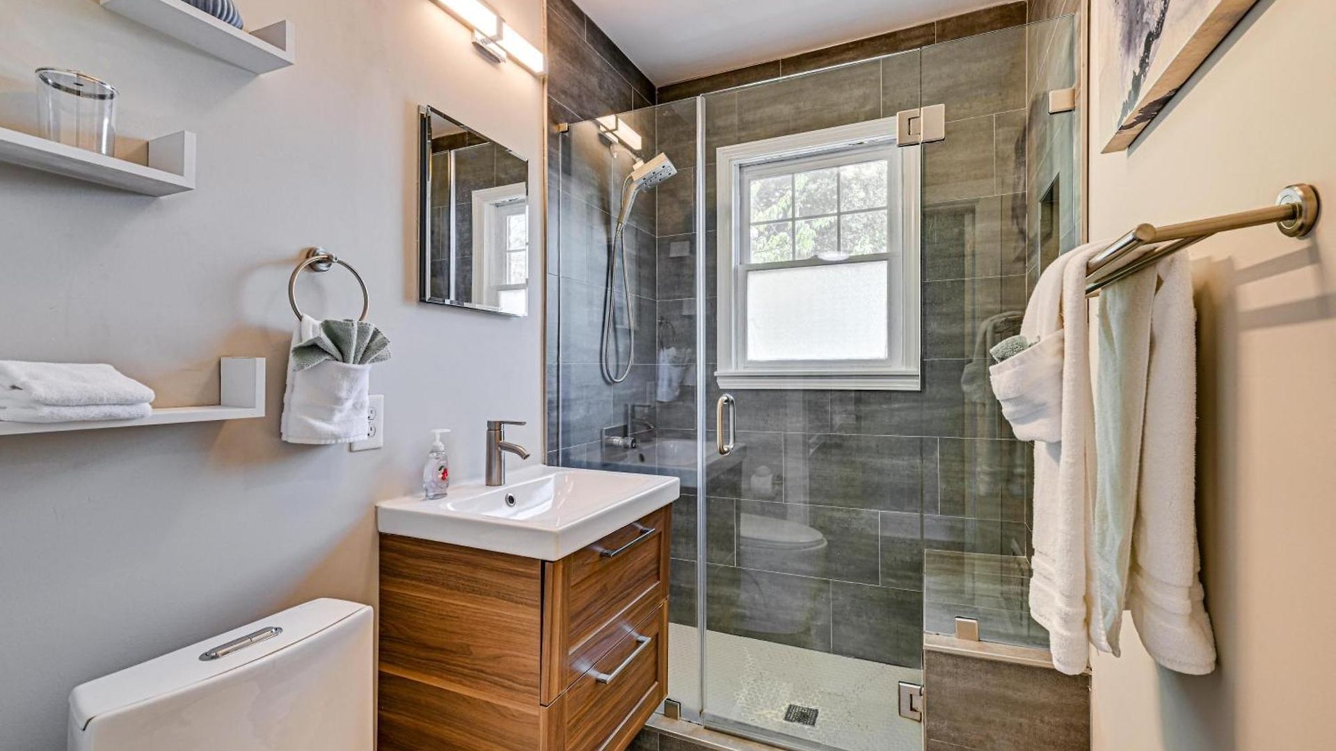 Duplex Close To Uptown And Sports Charlotte