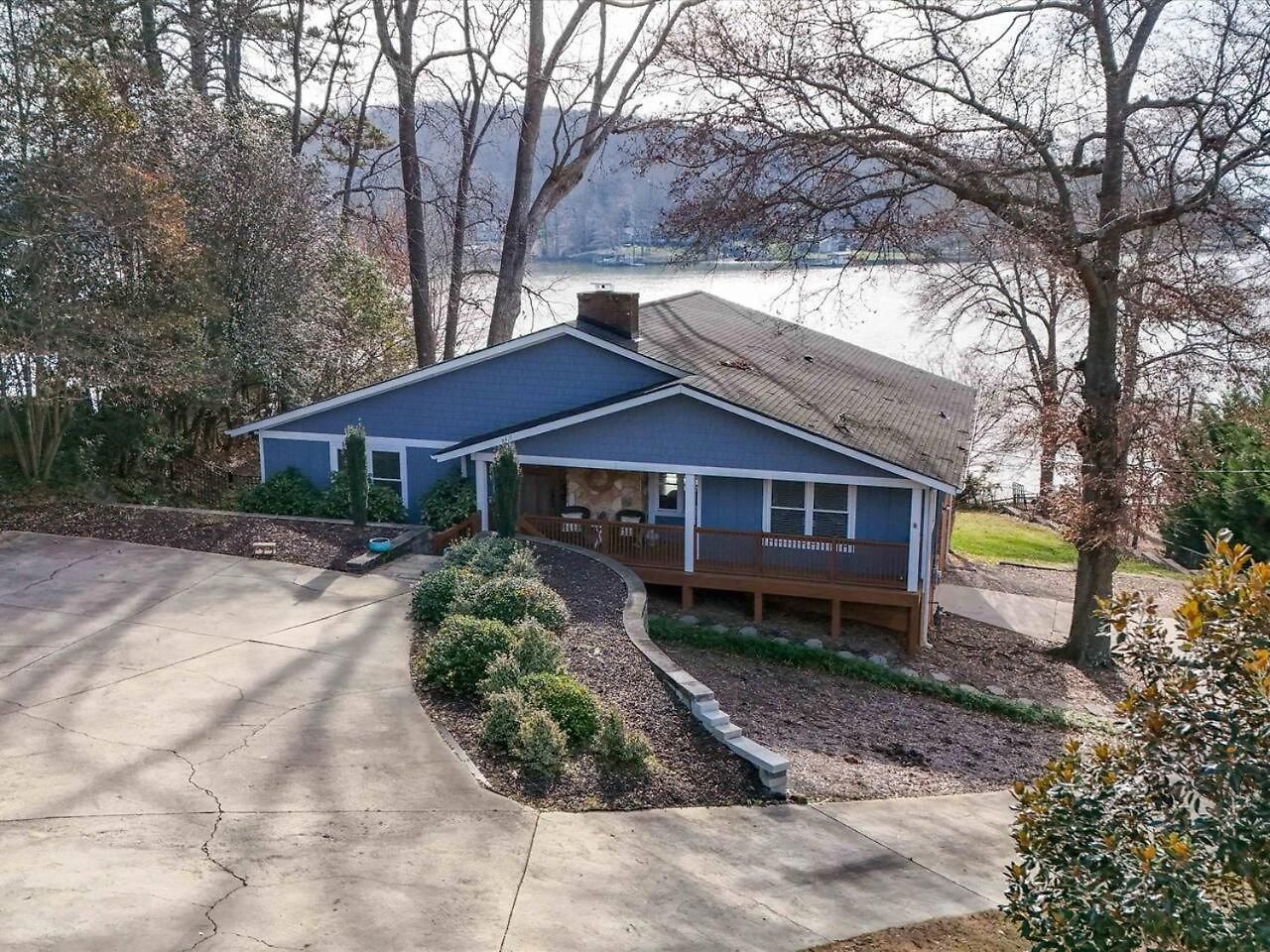 Holiday home Du - Lakefront Retreat Charlotte