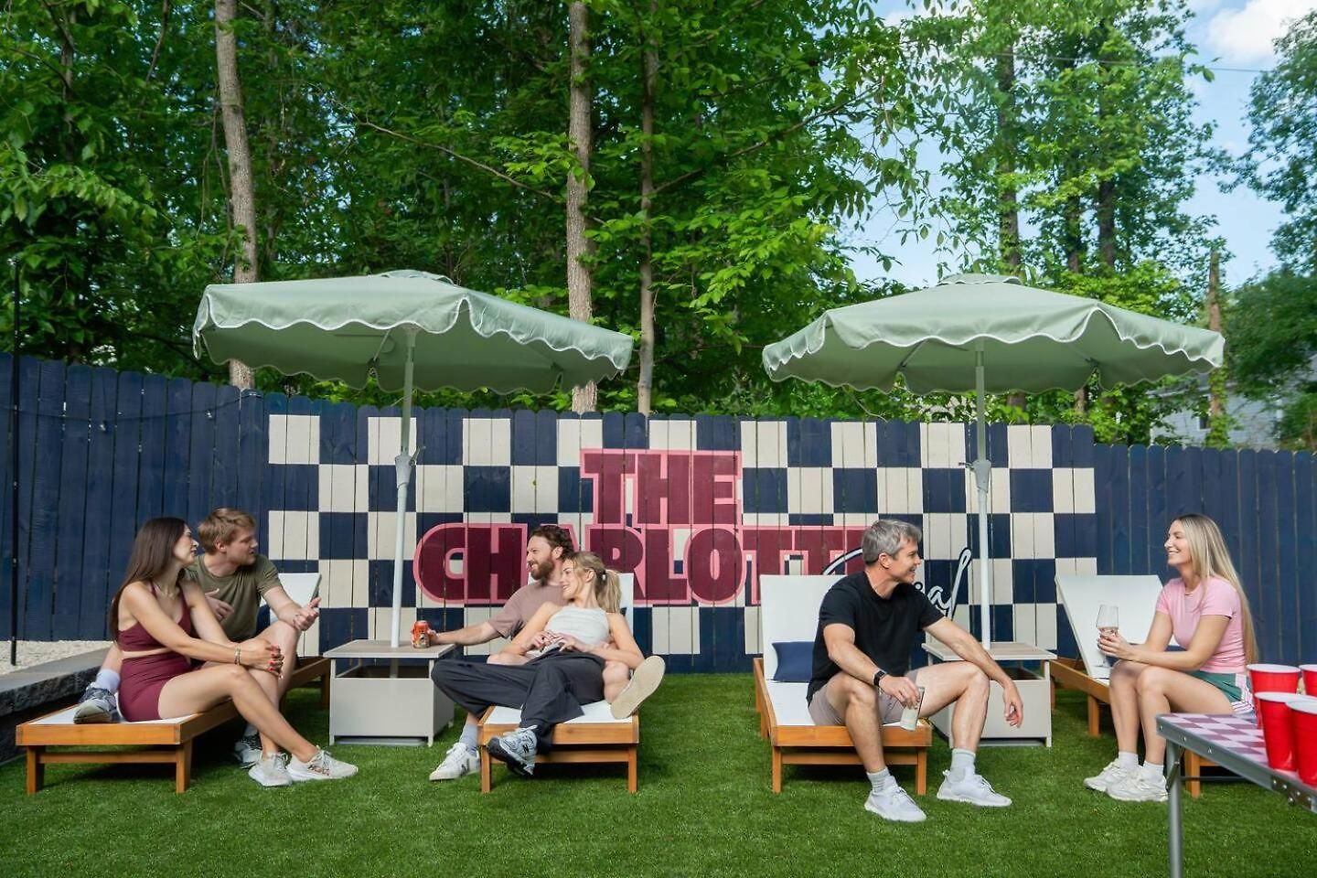 New! Hottub+pickleball+gameroom+movies+golf+games * Charlotte