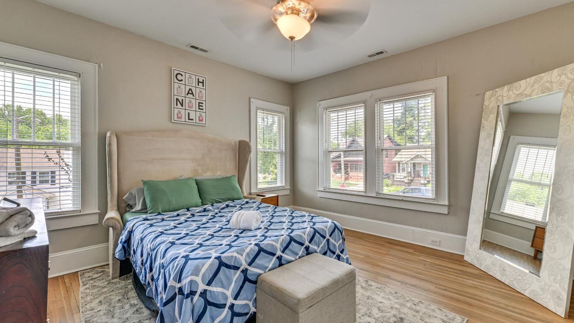 Prime Retreat 1 Mi To Uptown! *