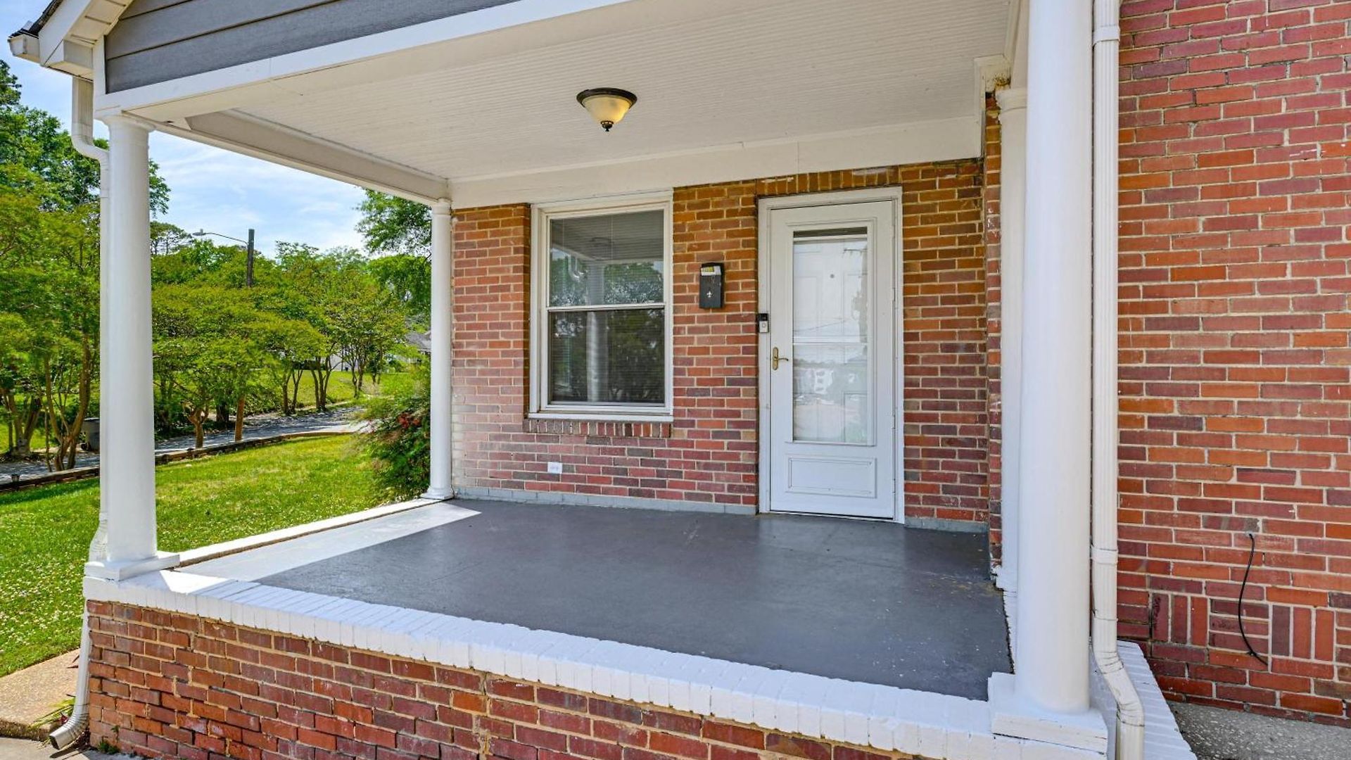 Prime Location Near Center *