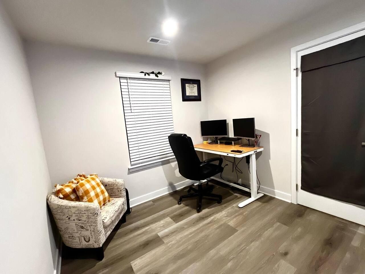 Private In Modern Townhome * Charlotte