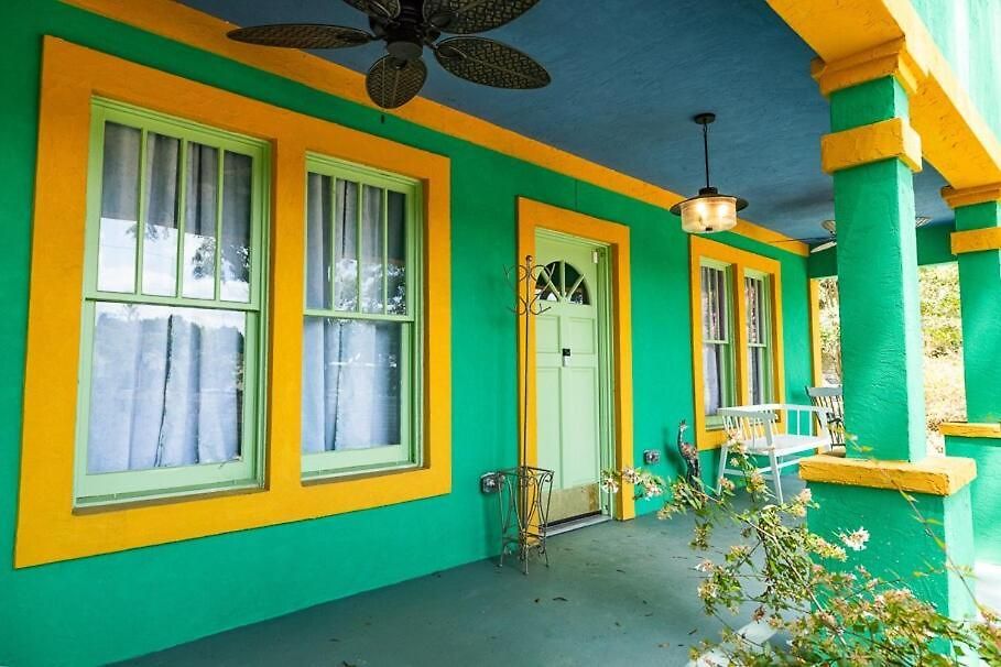 Bohobagh A Vibrant Experience Fully Fenced And Gated For Privacy * Charlotte