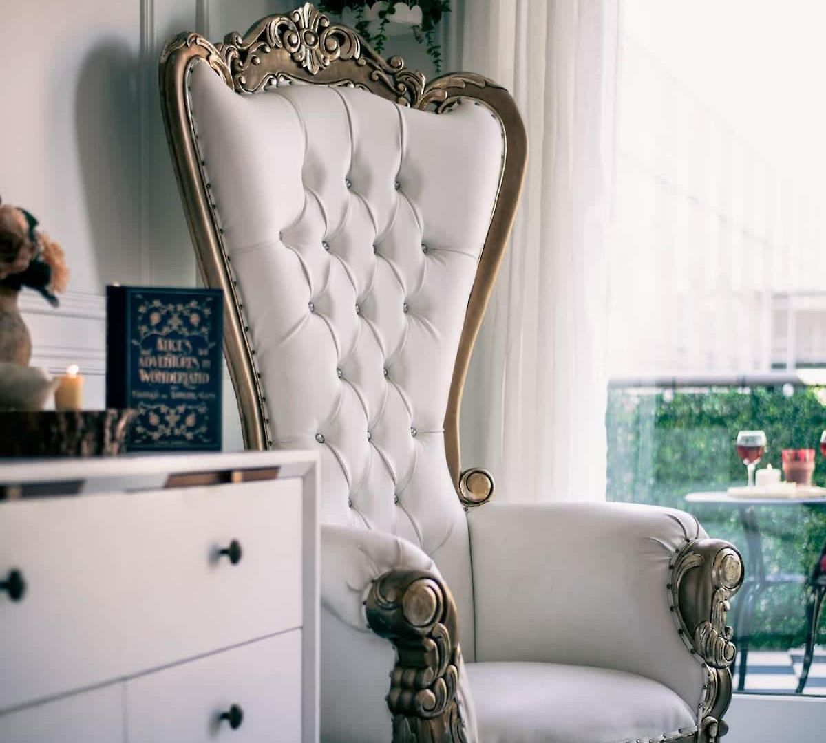 Alice & Wonderland Wellness Themed Uptown Spot Holiday home Charlotte