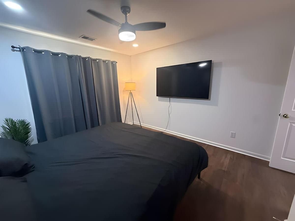 Luxe 3br 1 King 1 Queen Near Uncc & Concord Mills Holiday home Charlotte