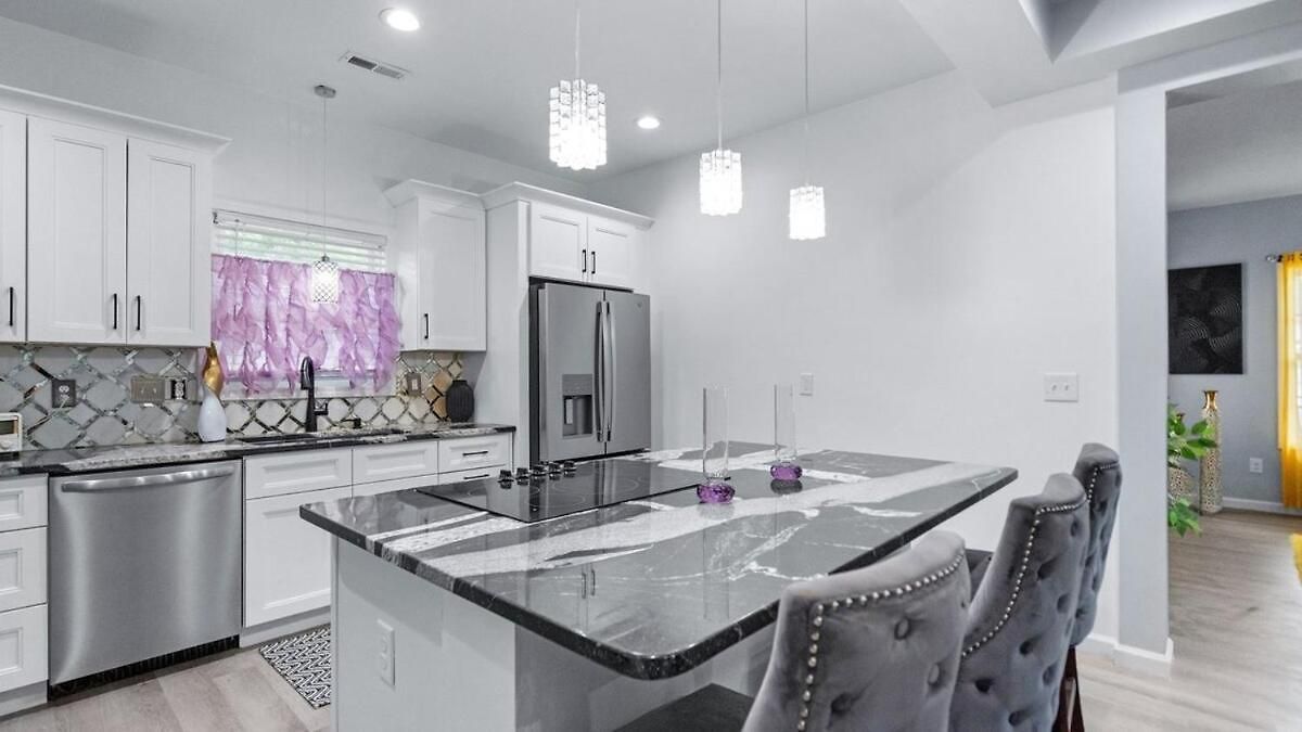 Holiday home New Near Motor Speedway, Concord Mills And Uncc Charlotte