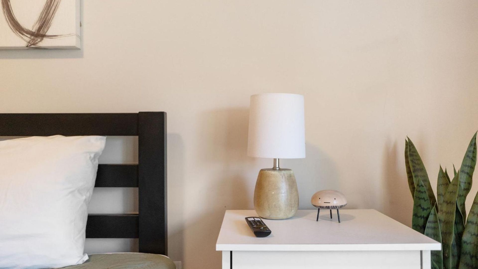 Charming 3br With Patio *